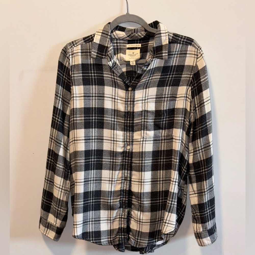 American Eagle Black White Plaid Flannel